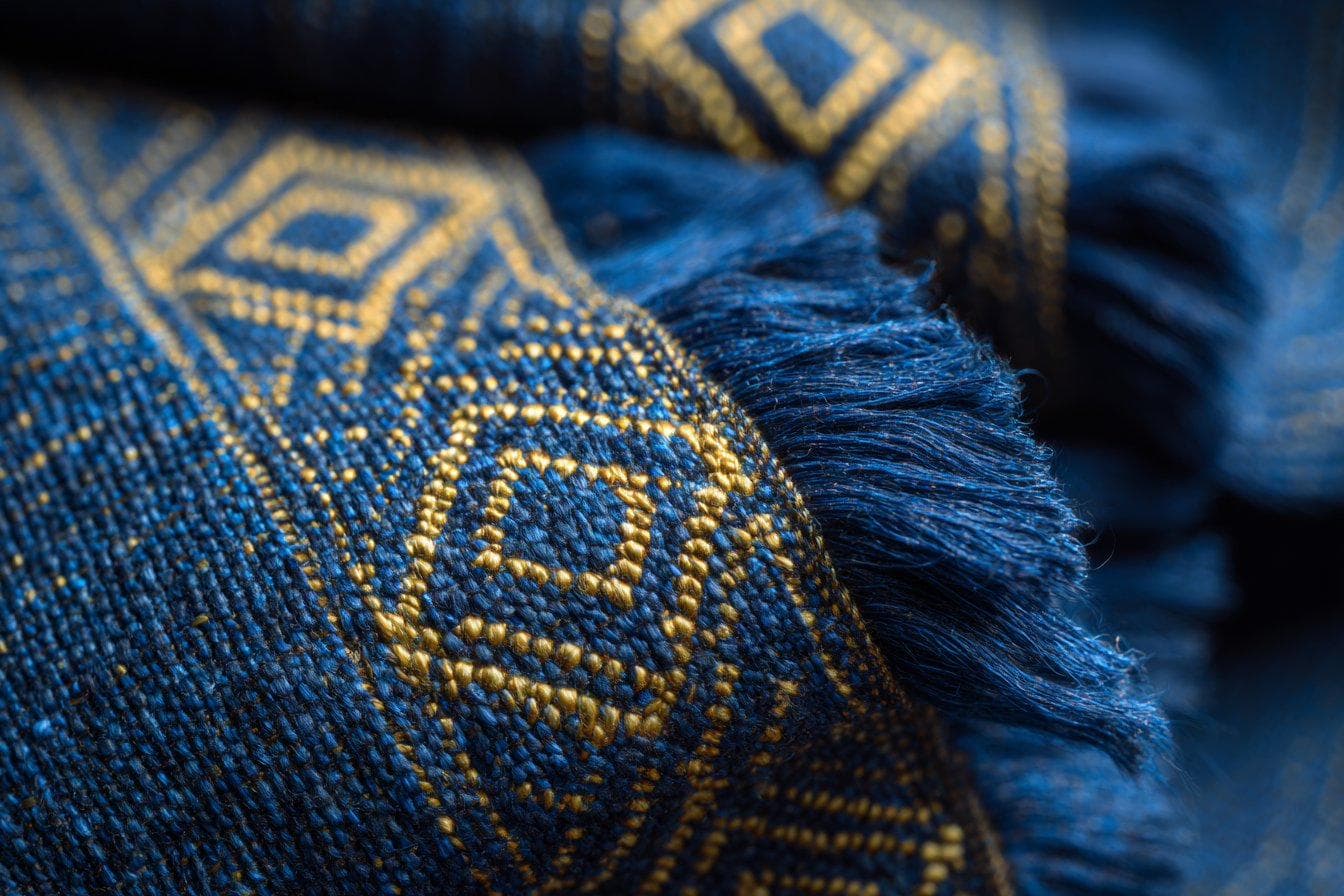 Ivory Cotton · Raw Edge